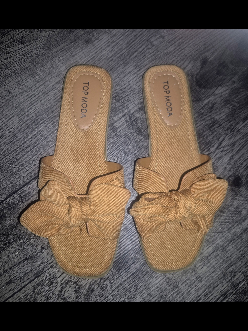 TOP Moda Tan Bow Slip-On Sandals